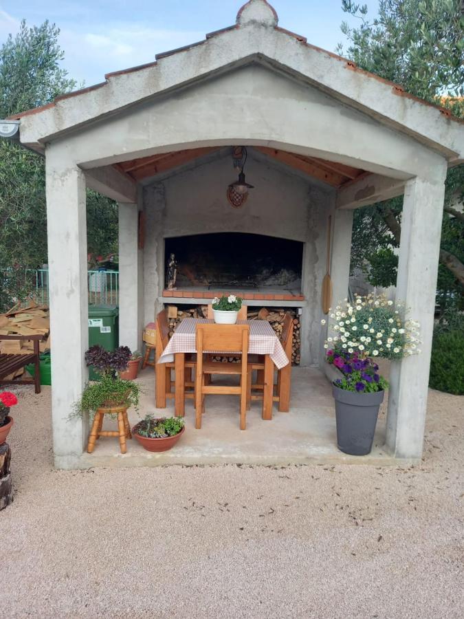 Apartmani Sara Bibinje Exteriör bild