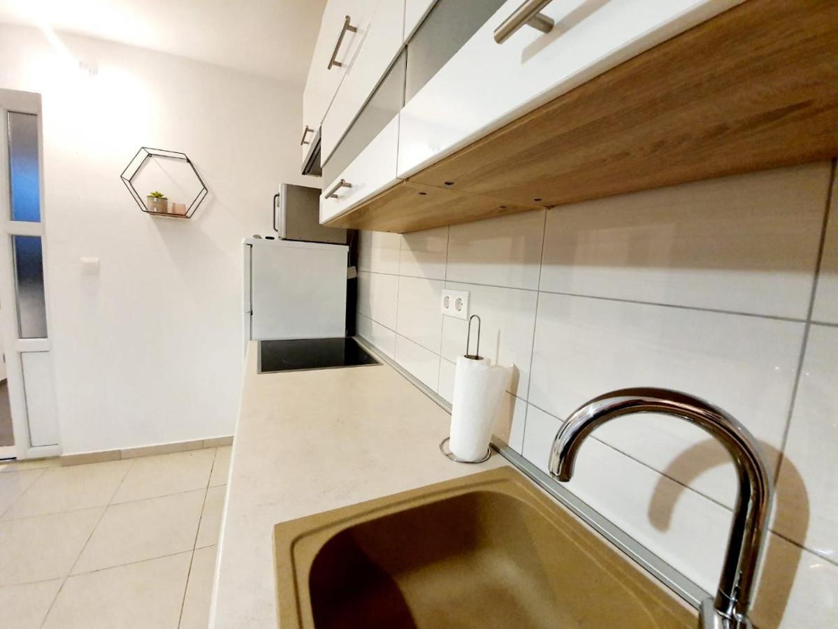 Apartmani Sara Bibinje Exteriör bild