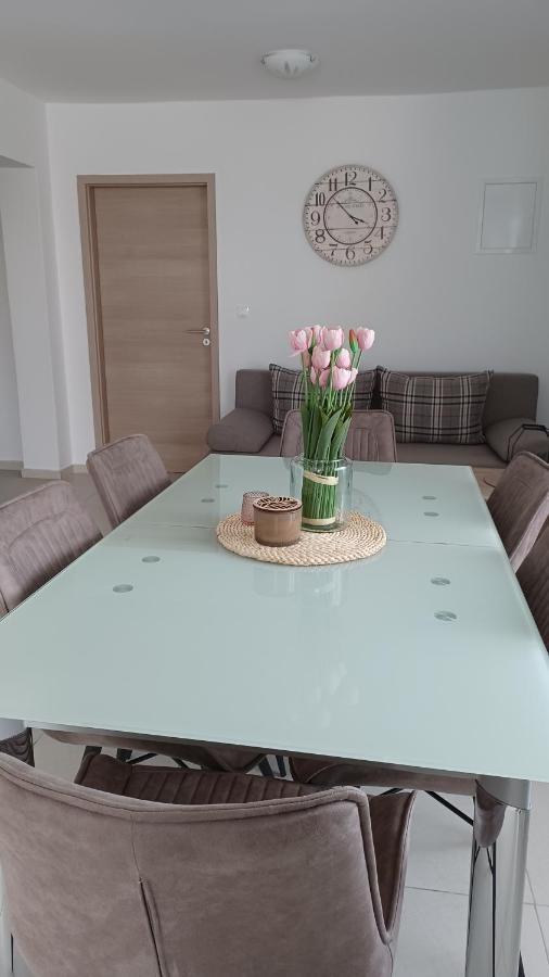 Apartmani Sara Bibinje Exteriör bild